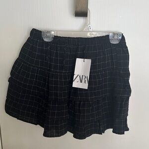 Zara Girl’s Black Grid Skirt (with shorts)